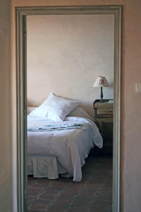 Maison en pierre en Luberon avec annexes et piscine